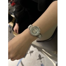 2024新款オメガ女性 クォーツスーパーコピー時計 OM5488