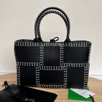 《大人気》ボッテガヴェネタ アルコ コピー トートARCO TOTE bom56825