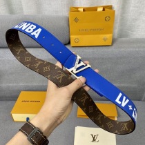 大人気！ルイヴィトン LVXNBA サンチュール・LV スリーステップス コピー 40MM リバーシブルベルト vuy41565