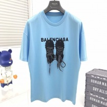 送料込【バレンシアガ 偽物】ロゴ入りコットンTシャツ bab83993