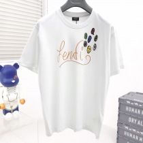 世界中で大人気♪フェンディ ROMA ロゴ クルーネック Tシャツ 偽物 fec93945