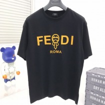 世界中で大人気♪ フェンディ◆クルーネックロゴジャージー コピー Tシャツ fes50374