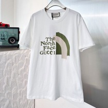 確保済みグッチ ノースフェイス コピー コラボロゴTシャツ guz02942