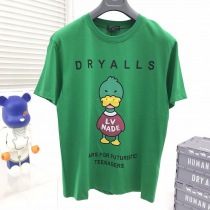 完売必至【​ルイヴィトン×NIGOコラボ コピー】ダック クルーネック Tシャツ vuh85887