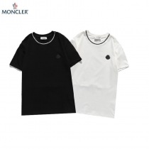 入手困難モンクレール ロゴマークTシャツ コピー mom33242