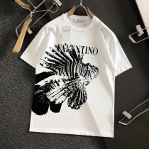 大人気！ヴァレンティノ VLTNロゴ コットンパッチワーク Tシャツ コピー Vum74067