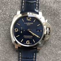 色鮮やかなブルー文字盤が人気！パネライ ルミノール GMT コピー PAM1033