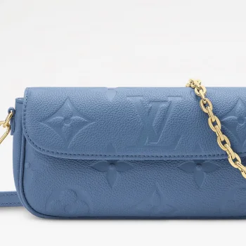 ルイヴィトン Wallet On Chain Ivy チェーン2026 年春夏の新色ショルダーバッグコピー m27755
